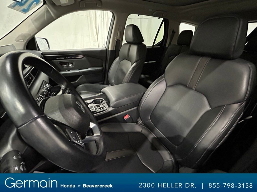 Used 2024 Honda Pilot Touring image 28