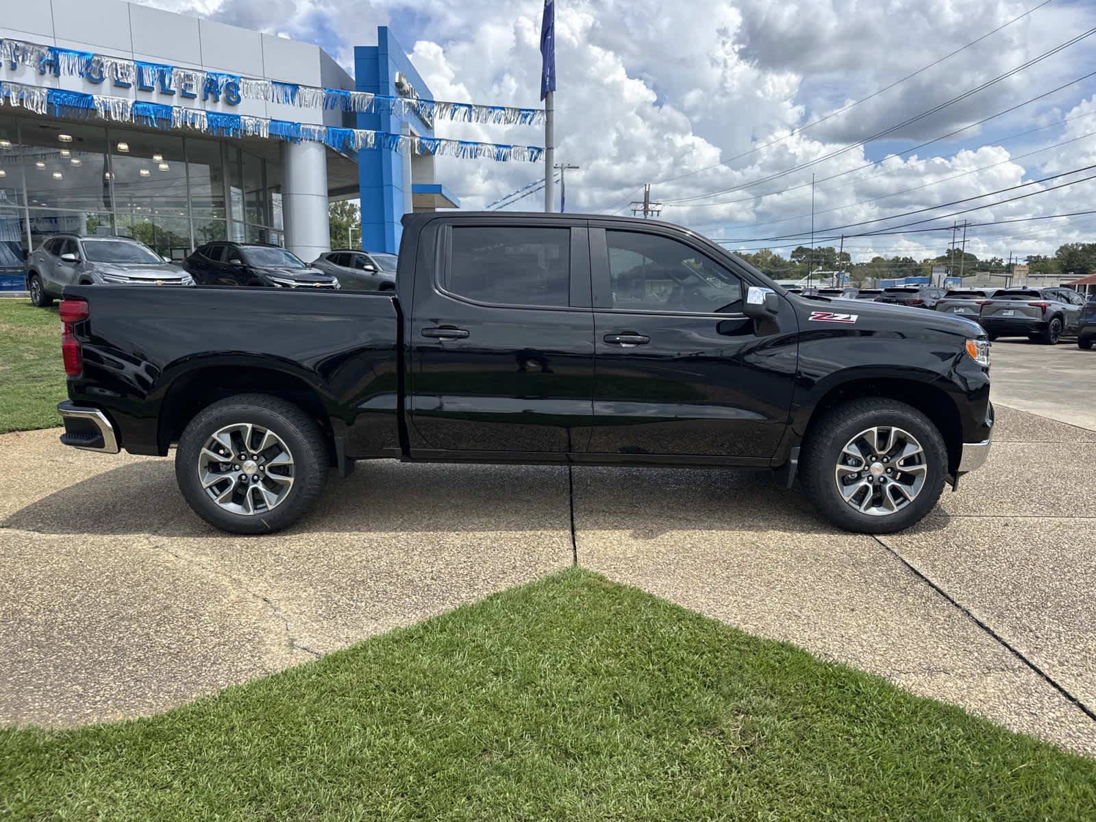 New 2026 Chevrolet Silverado 1500 LT AWD/4WD image 6
