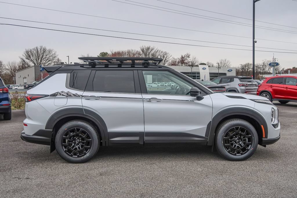 New 2026 Mitsubishi Outlander AWD image 8