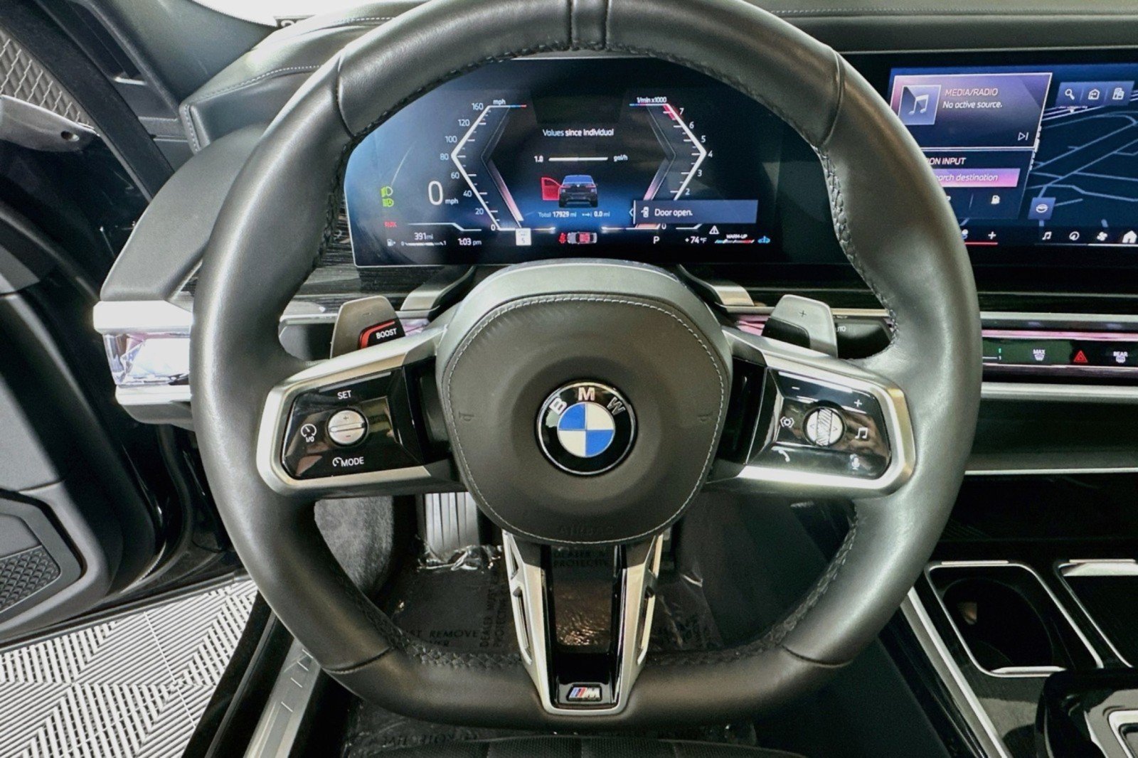 Used 2026 BMW 740i xDrive AWD/4WD image 19