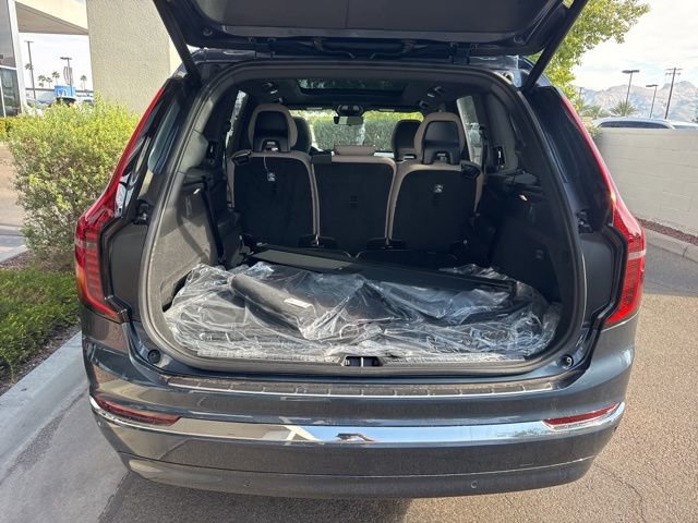 New 2026 Volvo XC90 B6 Plus w/ Protection Package image 7