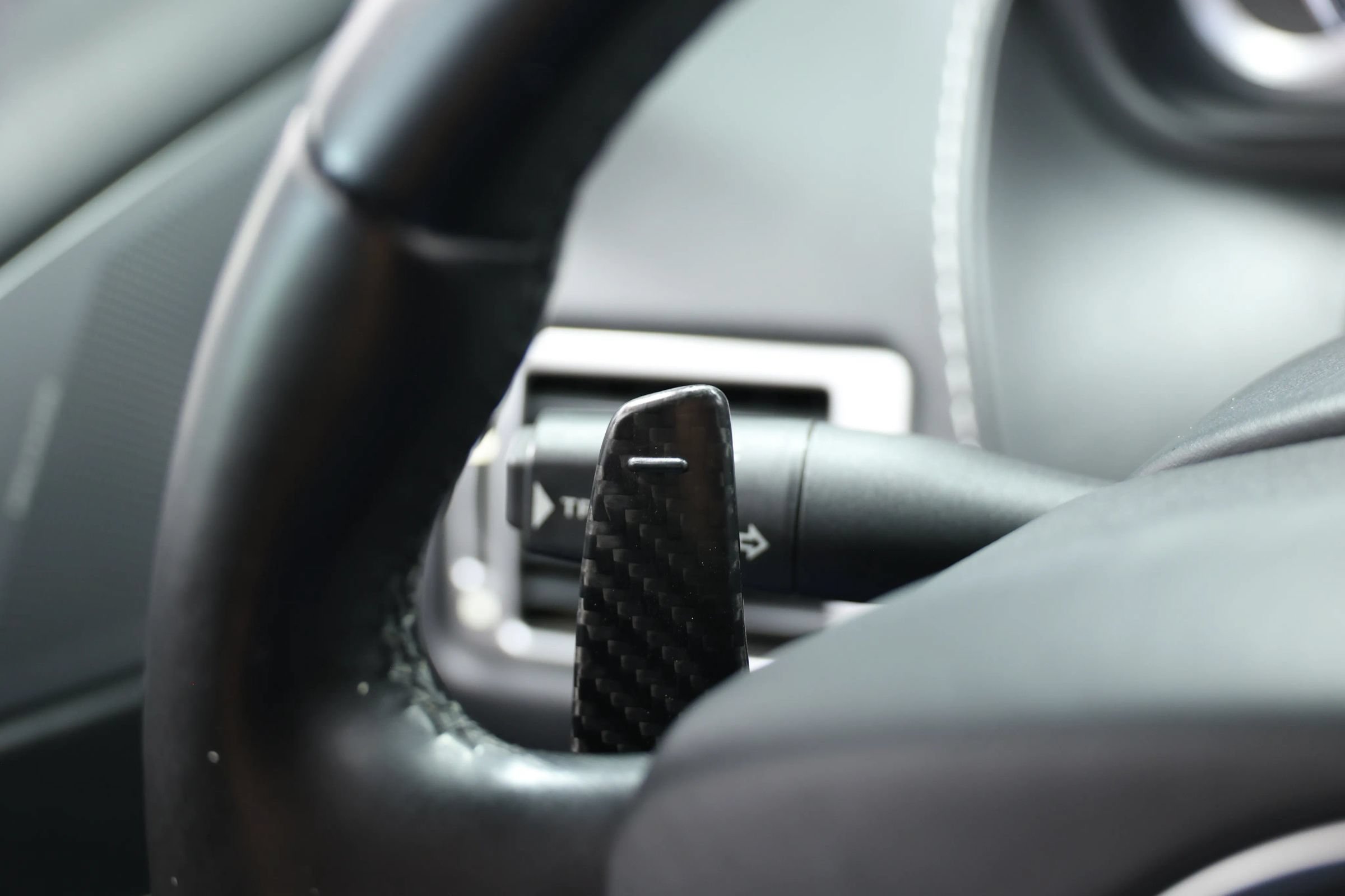 Used 2015 Aston Martin Rapide S RWD image 30