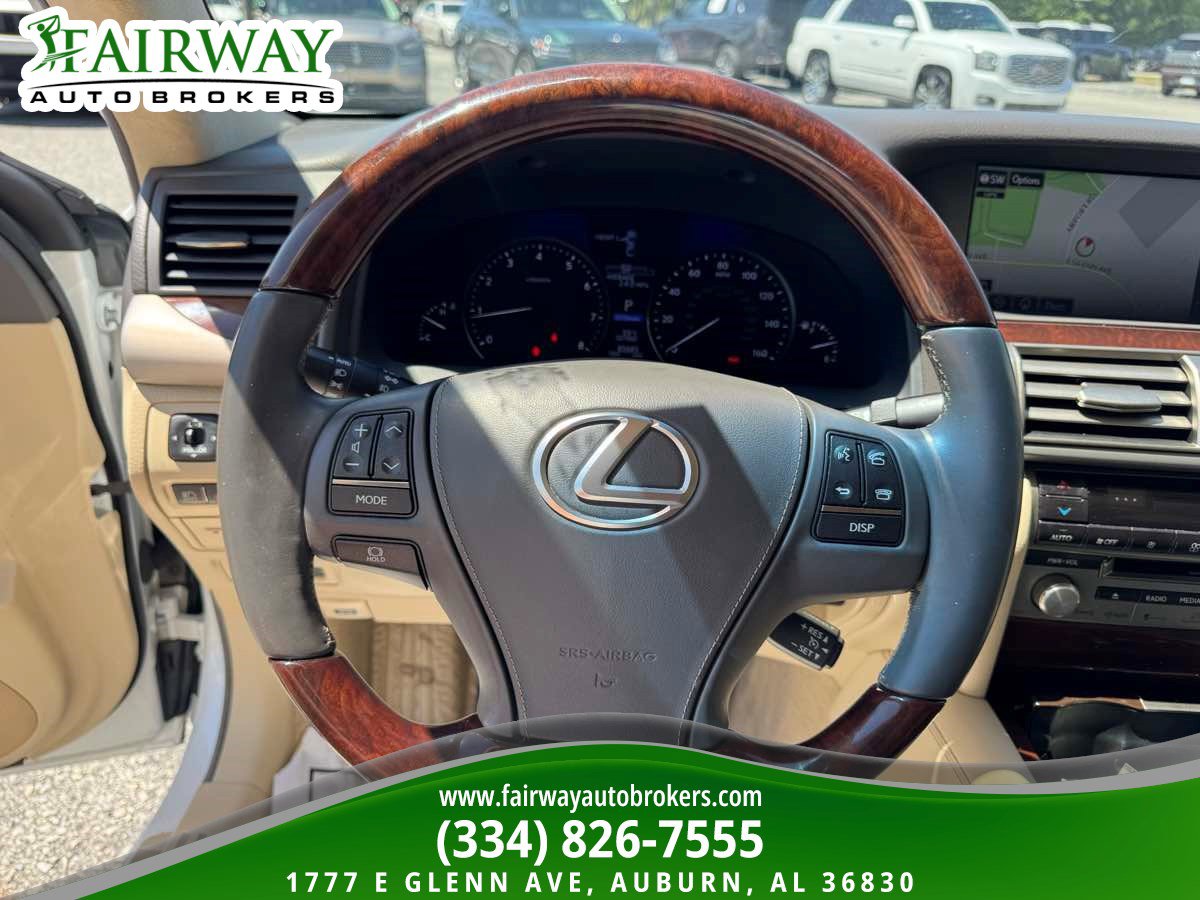Used 2015 Lexus LS 460 L RWD image 18