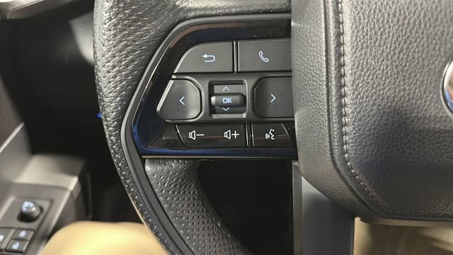 Used 2022 Toyota Tundra SR5 AWD/4WD image 11