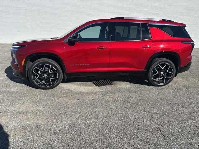 Used 2025 Chevrolet Traverse High Country