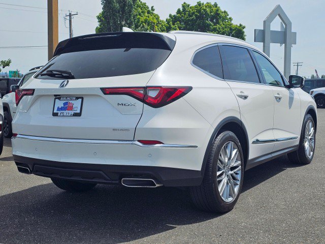 Used 2023 Acura MDX SH-AWD w/ Advance Package image 3