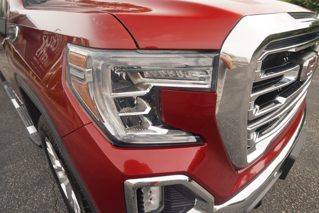 Used 2019 GMC Sierra 1500 SLT w/ SLT Premium Plus Package AWD/4WD image 33