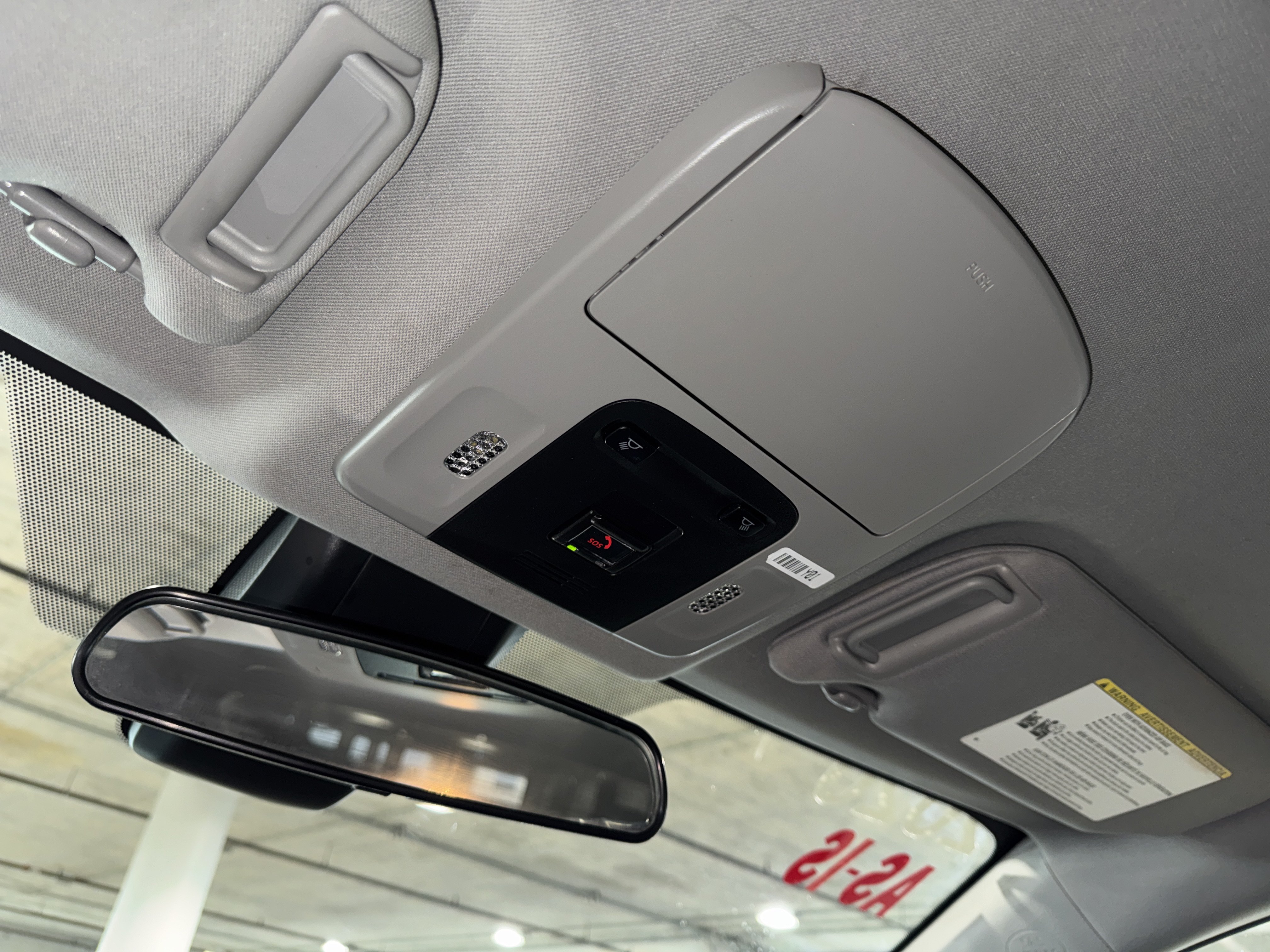 Used 2020 Toyota Camry LE FWD image 31