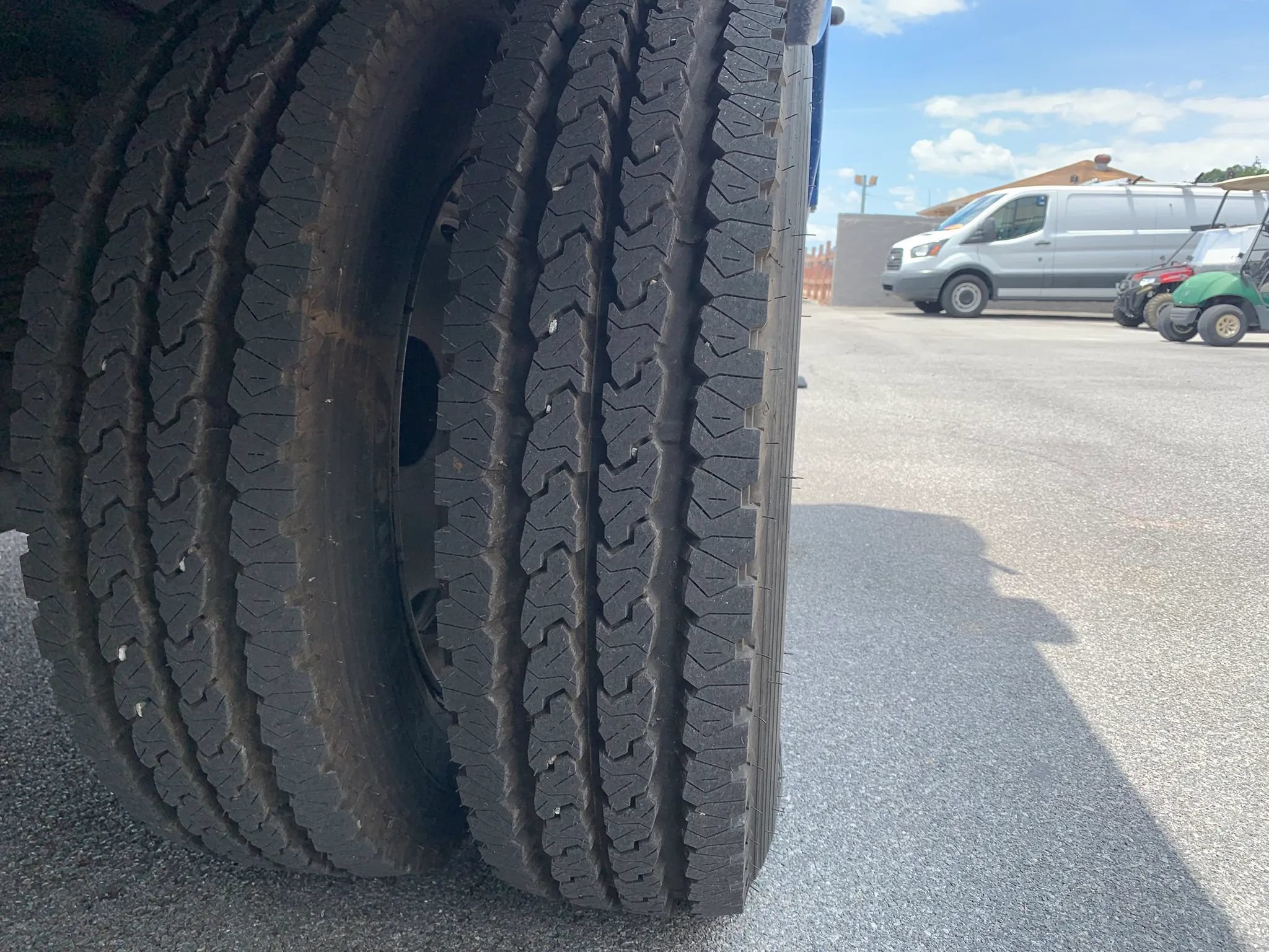 Used 2014 Ford F550 4x4 Regular Cab Super Duty image 47