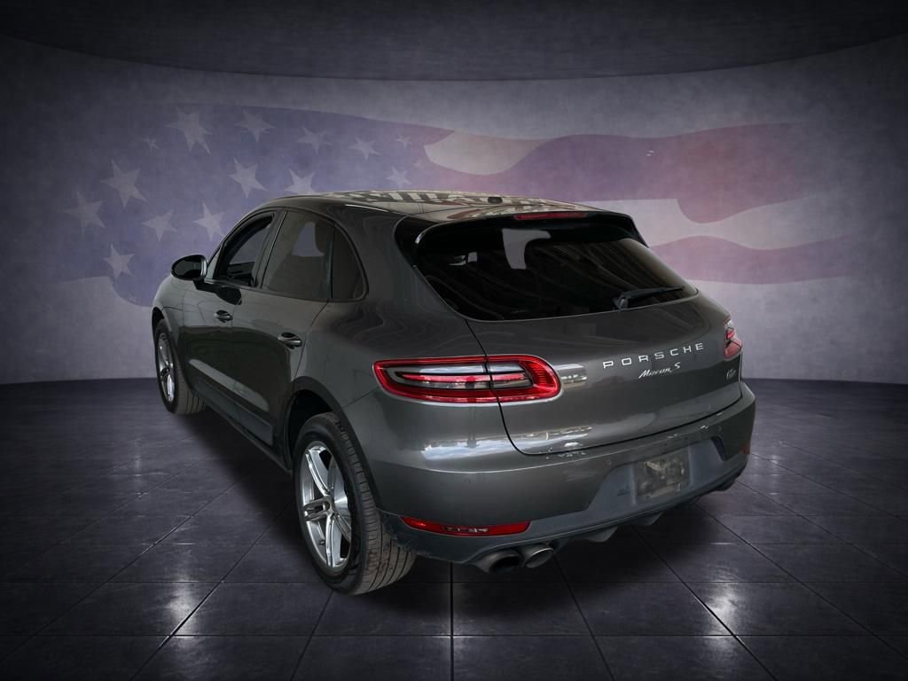 Used 2015 Porsche Macan S w/ Premium Package Plus AWD/4WD image 3