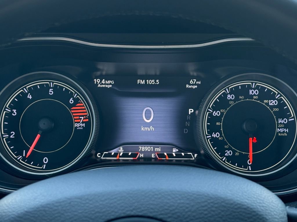 Used 2019 Jeep Cherokee Limited w/ Technology Group image 13