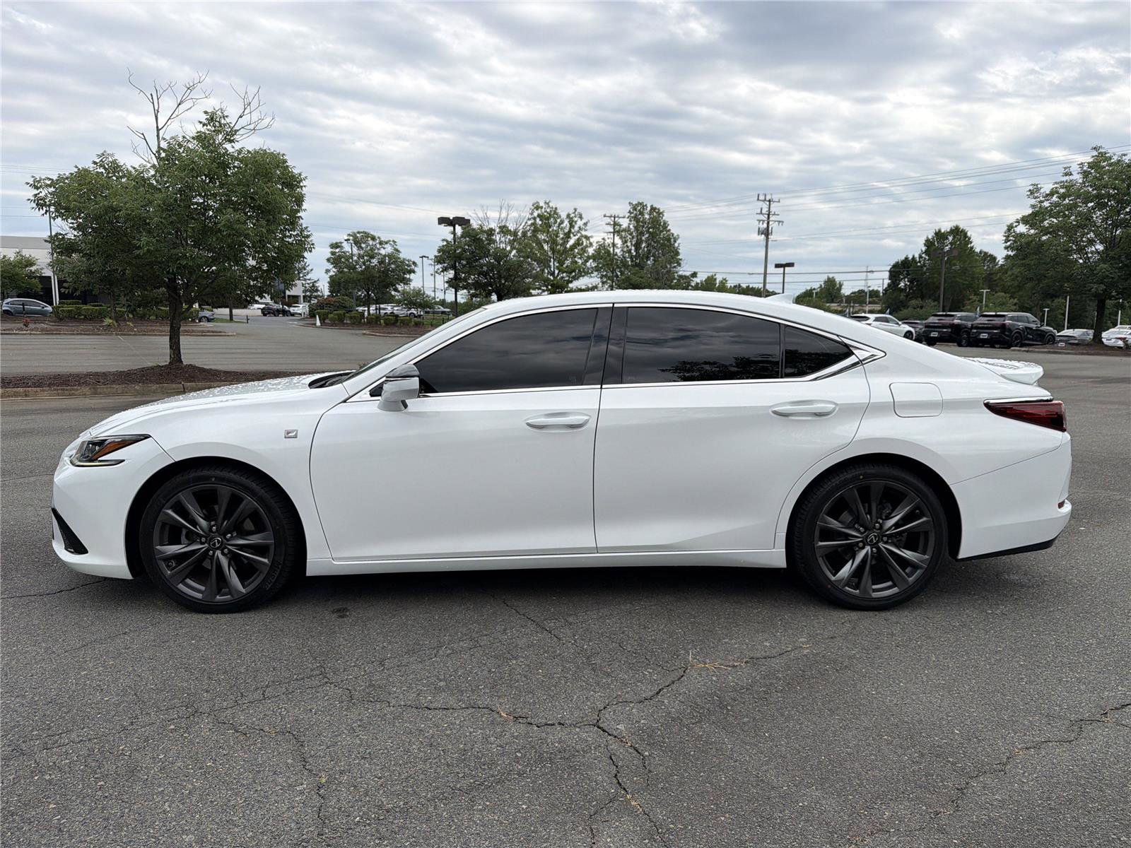 Used 2021 Lexus ES 350 F Sport w/ Accessory Package FWD image 30