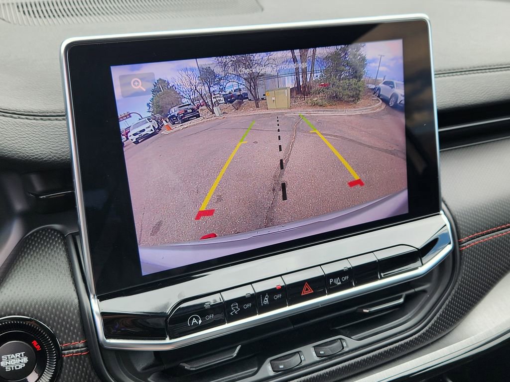 Used 2024 Jeep Compass Trailhawk image 9