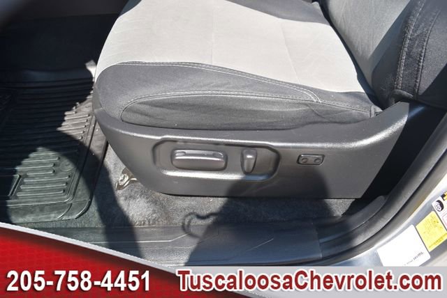 Used 2021 Toyota Tacoma TRD Off-Road w/ Technology Package AWD/4WD image 19