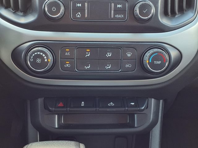 Used 2020 Chevrolet Colorado LT AWD/4WD image 11