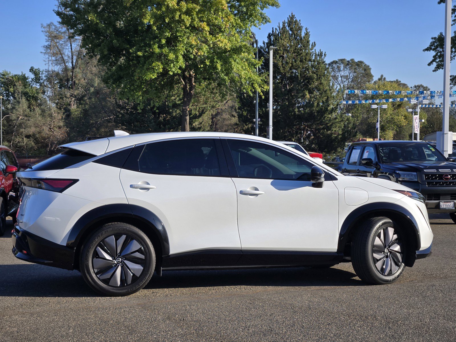 Certified 2024 Nissan Ariya FWD image 3