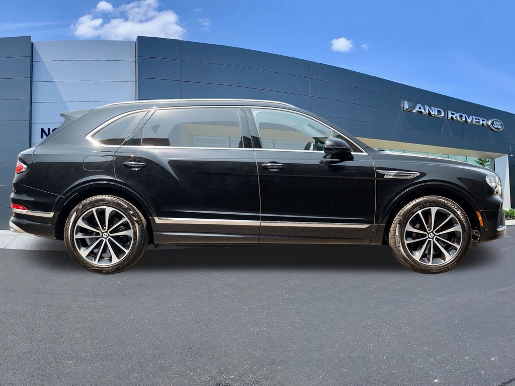 Used 2024 Bentley Bentayga Extended Wheelbase AWD/4WD image 8