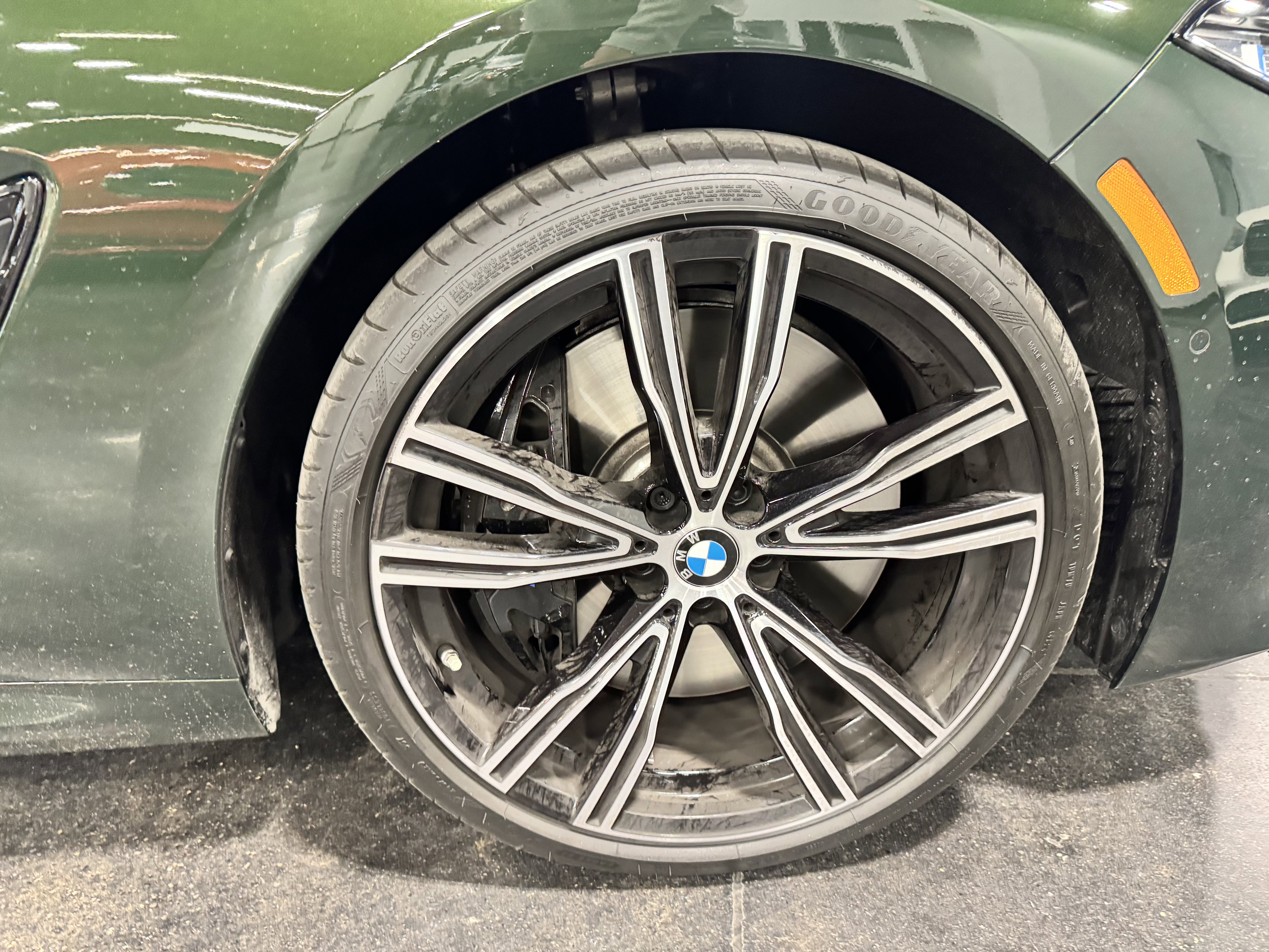 Used 2025 BMW M850i xDrive Convertible image 31