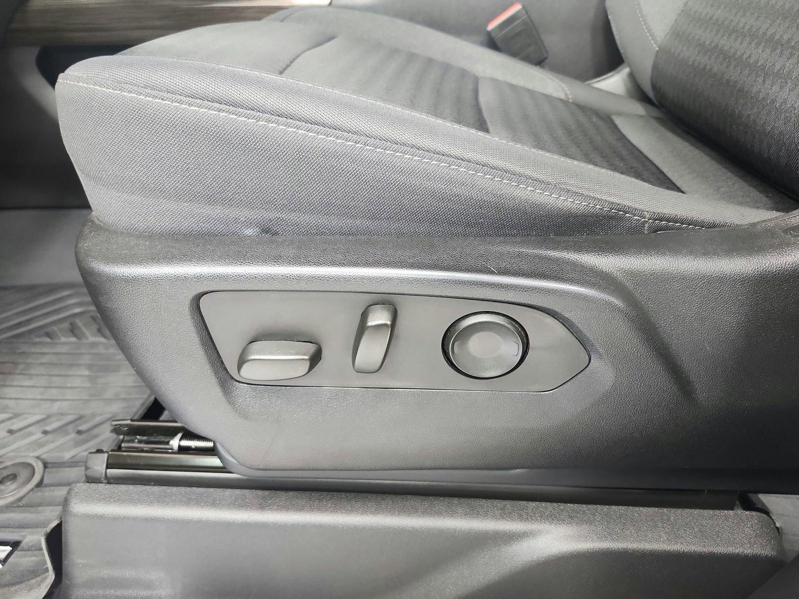 Used 2023 Chevrolet Silverado 1500 RST w/ All Star Edition Plus image 23