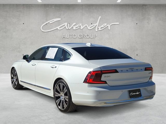 Used 2022 Volvo S90 B6 Inscription w/ Advanced Package image 14