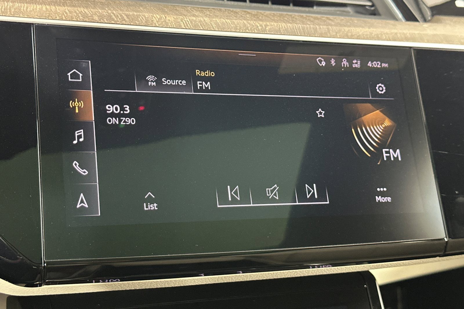 Certified 2023 Audi e-tron Premium w/ Convenience Plus Package AWD/4WD image 17