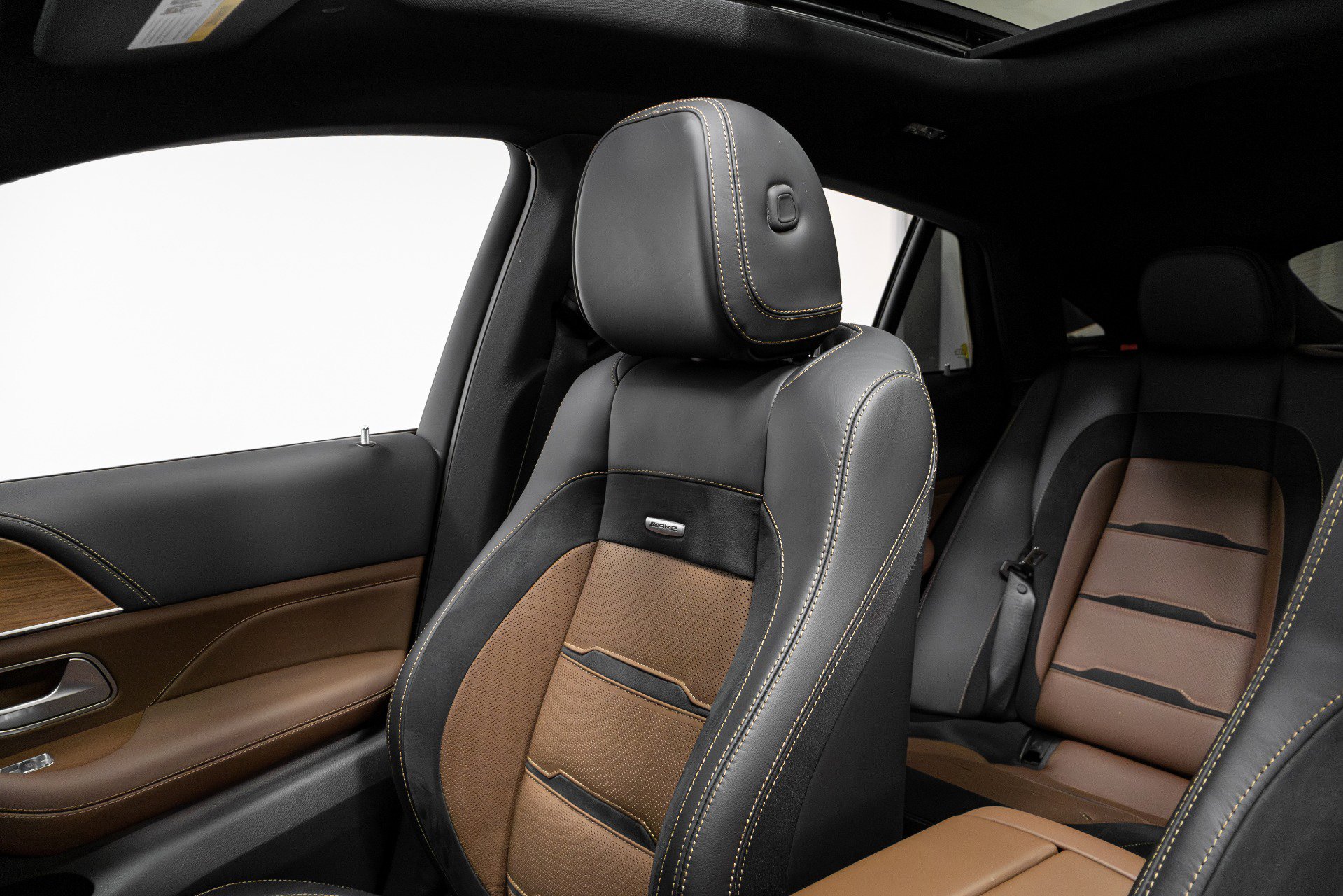 Used 2024 Mercedes-Benz GLE 53 AMG 4MATIC Coupe image 12