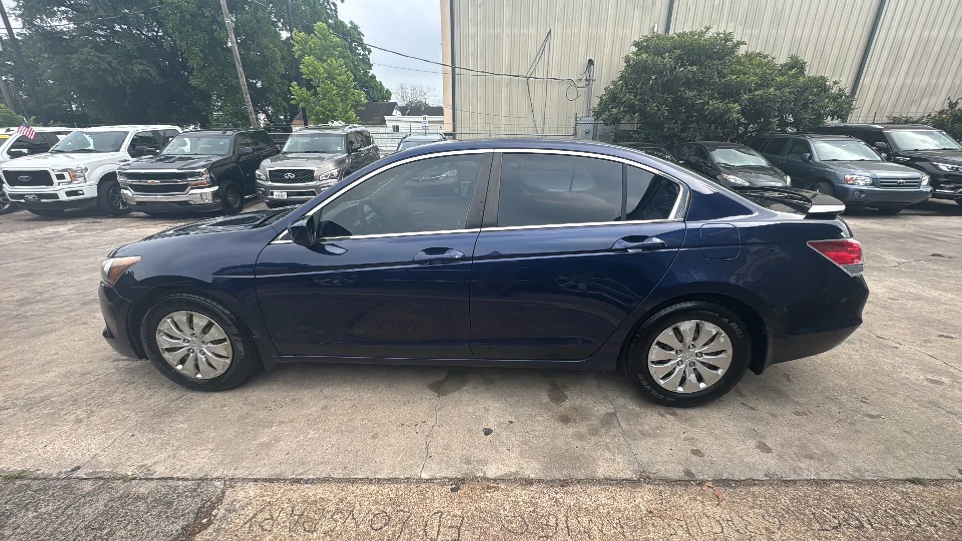 Used 2010 Honda Accord LX image 4
