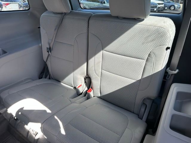 Used 2021 GMC Acadia SLE w/ Driver Convenience Package image 9