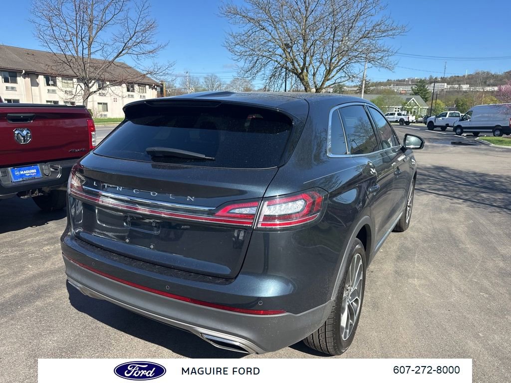 Used 2022 Lincoln Nautilus Reserve image 5