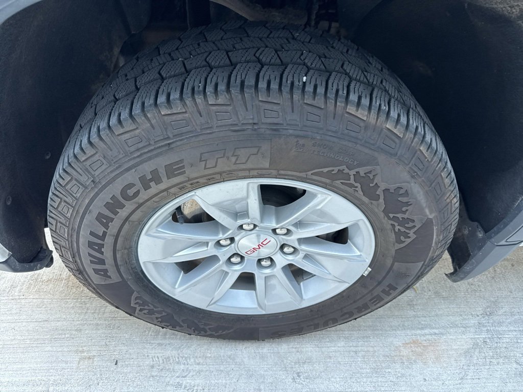 Used 2024 GMC Sierra 1500 SLE image 21