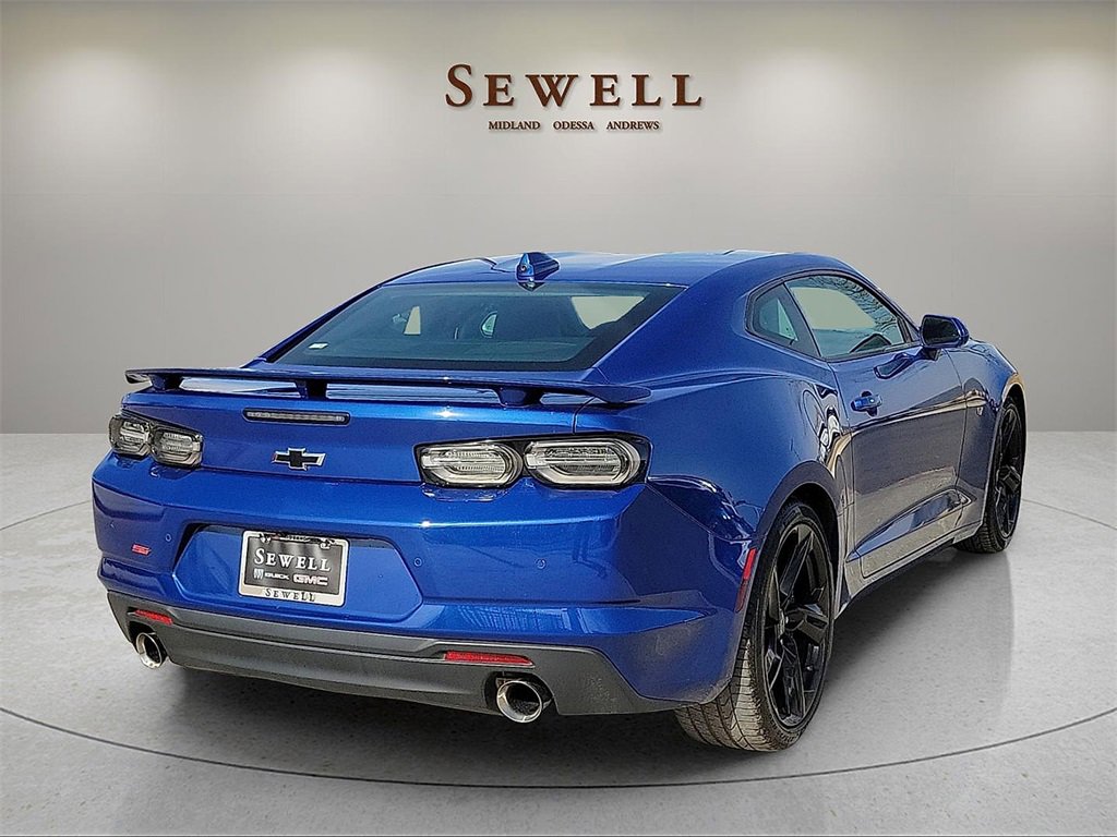 Used 2021 Chevrolet Camaro SS image 5