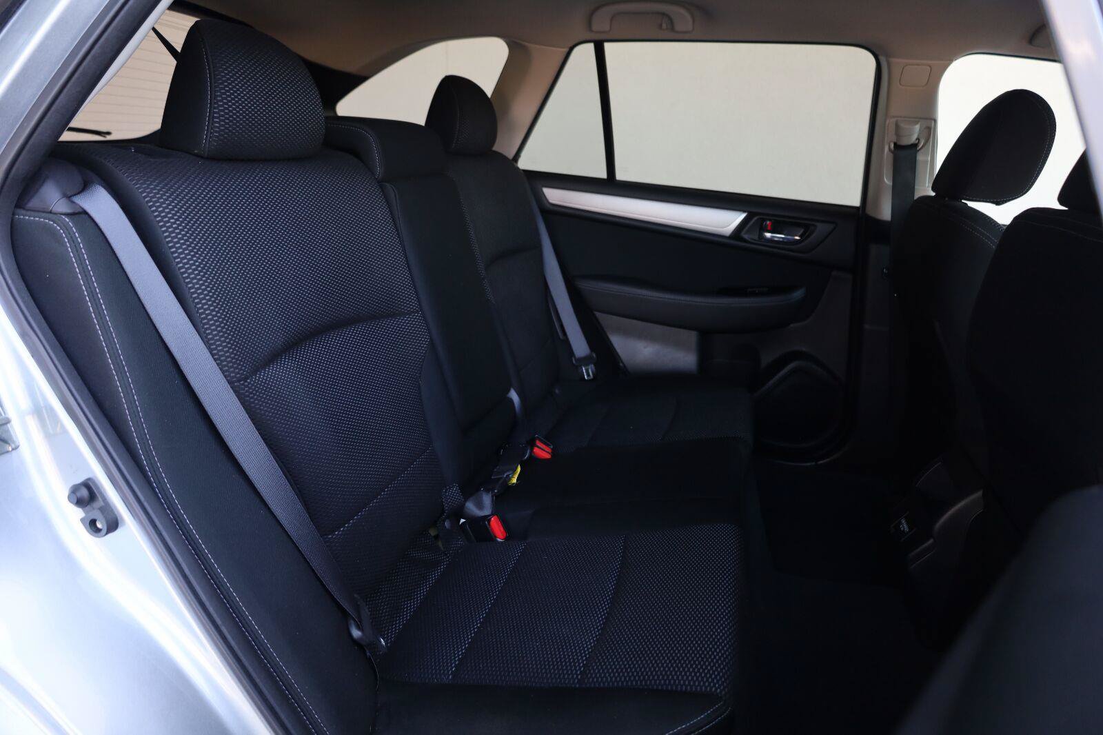 Used 2018 Subaru Outback 2.5i Premium AWD/4WD image 24