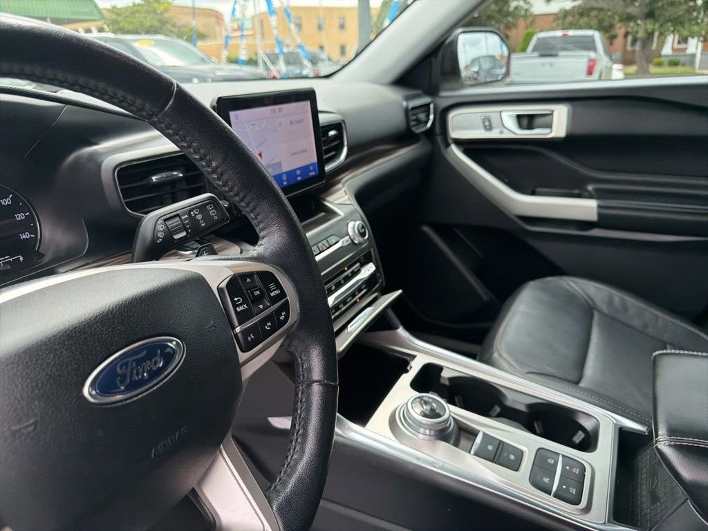 Used 2020 Ford Explorer Limited image 23