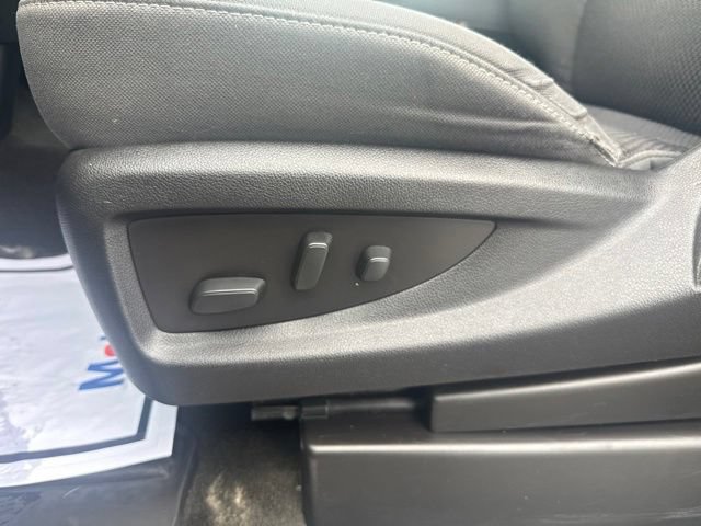 Used 2018 GMC Sierra 1500 SLE w/ SLE Value Package AWD/4WD image 10