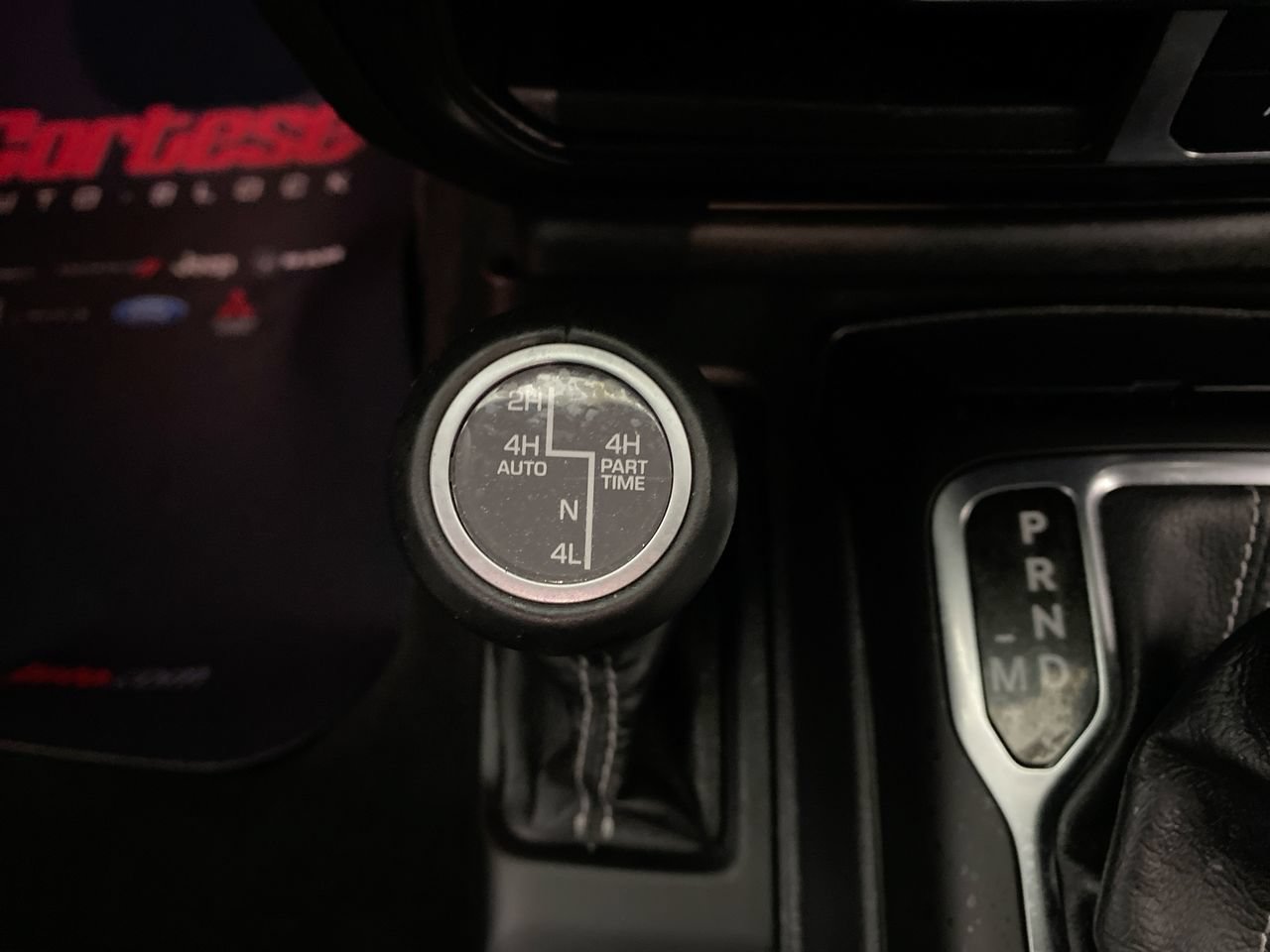 Used 2022 Jeep Wrangler Unlimited Sahara w/ Cold Weather Group AWD/4WD image 21