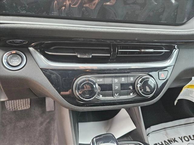 Used 2024 Buick Envista Sport Touring w/ Convenience I Package FWD image 17