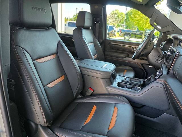 Used 2025 GMC Sierra 2500 AT4 AWD/4WD image 12