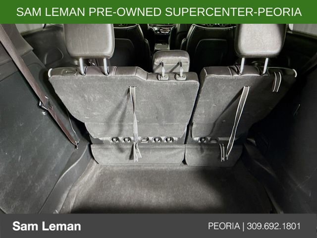Used 2025 Chrysler Pacifica Limited image 27