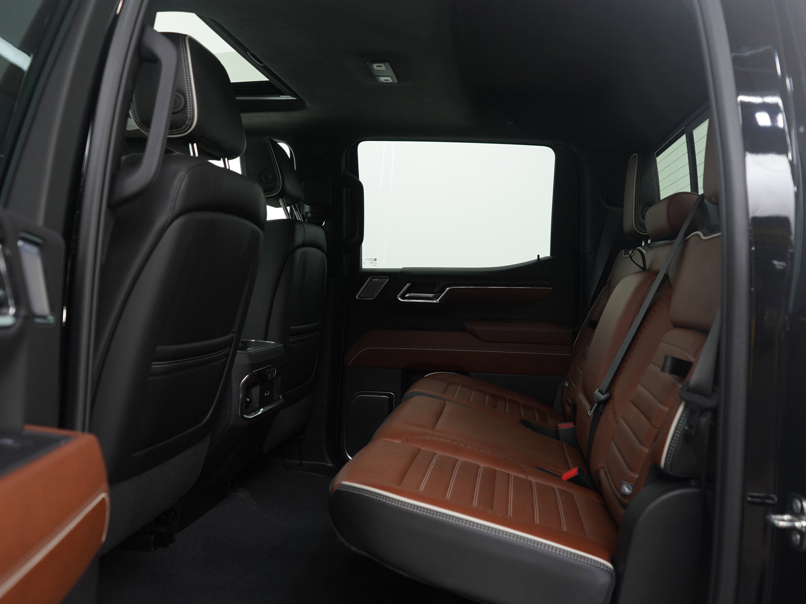 Used 2024 GMC Sierra 1500 Denali Ultimate image 16