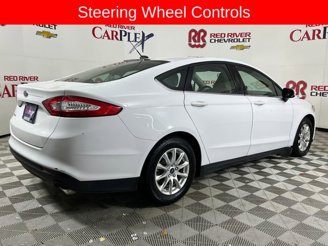 Used 2016 Ford Fusion S image 8