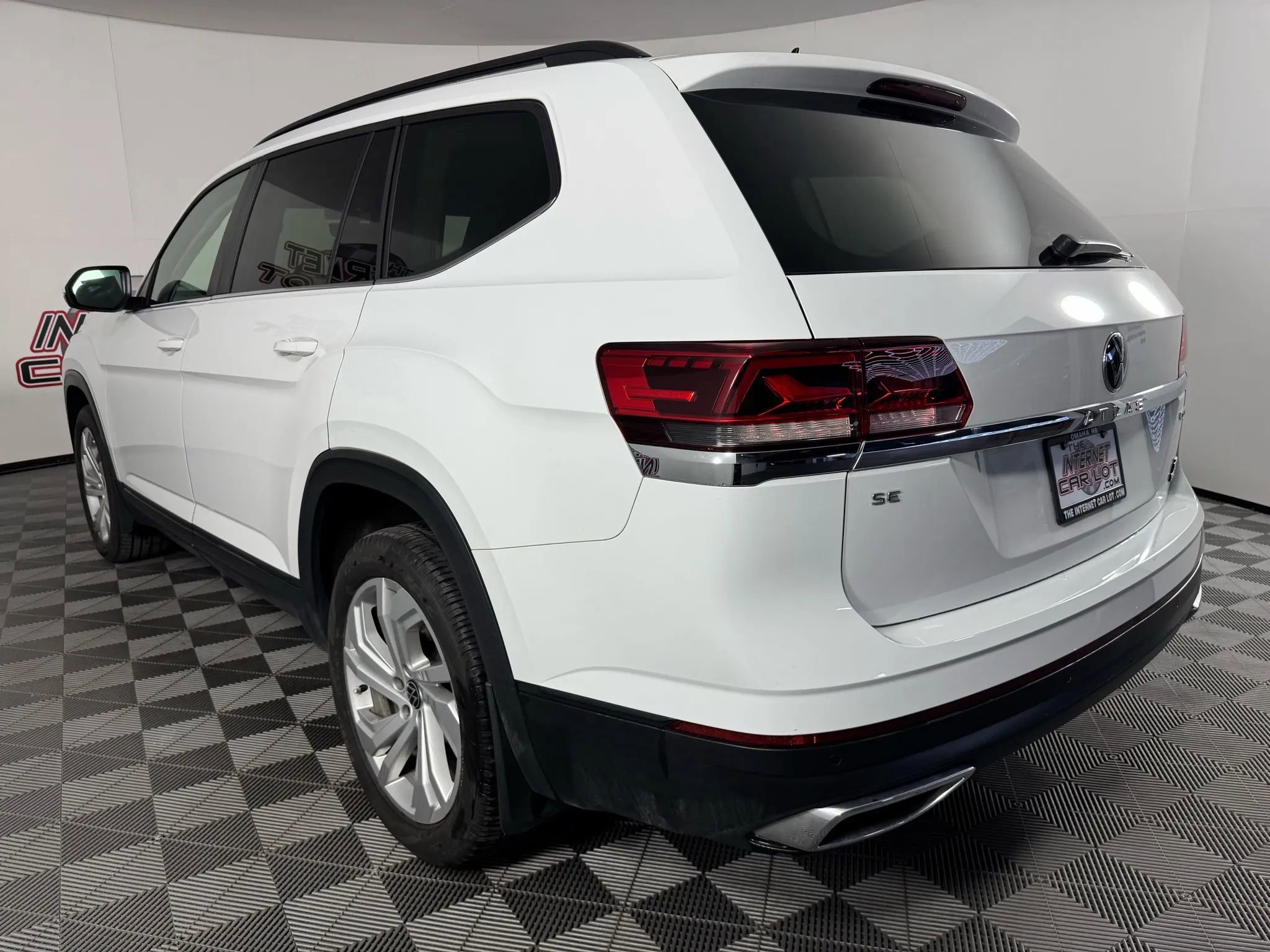 Used 2021 Volkswagen Atlas SE image 28