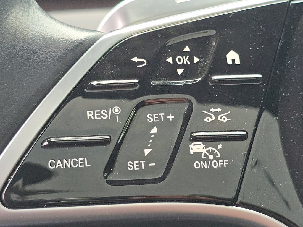 Certified 2024 Mercedes-Benz GLS 450 4MATIC image 38