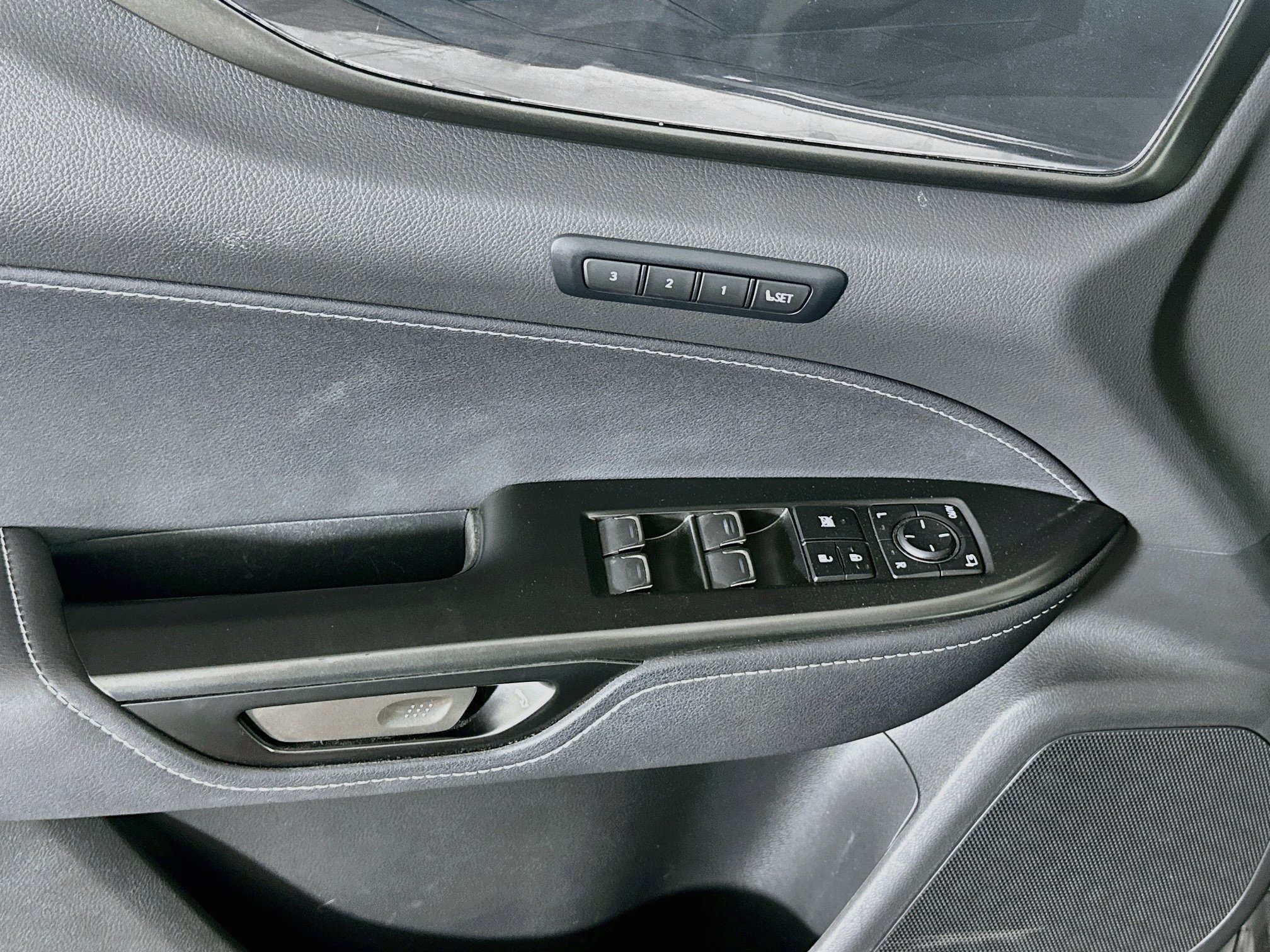 Used 2025 Lexus NX 250 FWD w/ Premium Package image 15