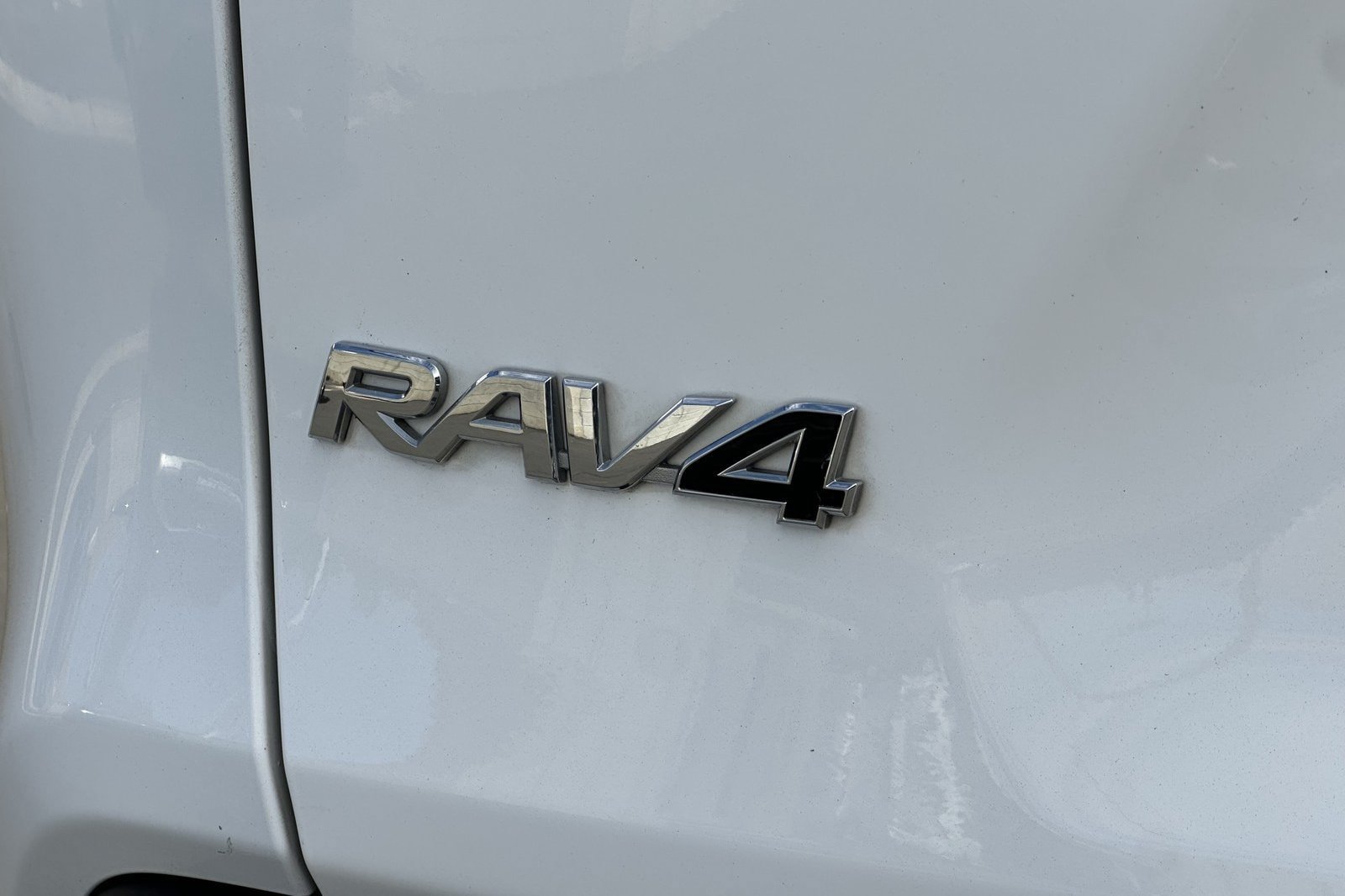 Certified 2021 Toyota RAV4 LE AWD/4WD image 30