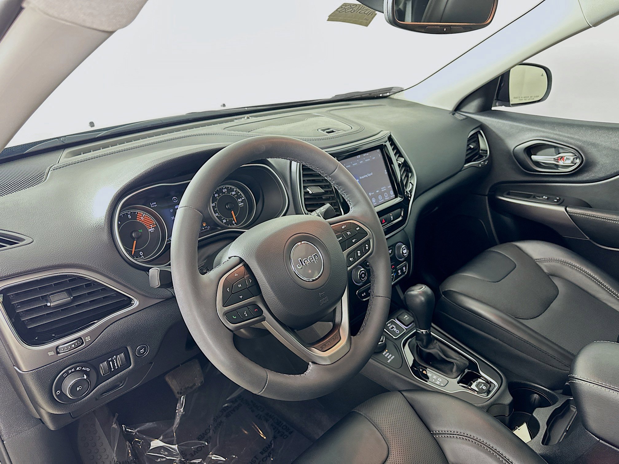 Certified 2022 Jeep Cherokee Limited image 9