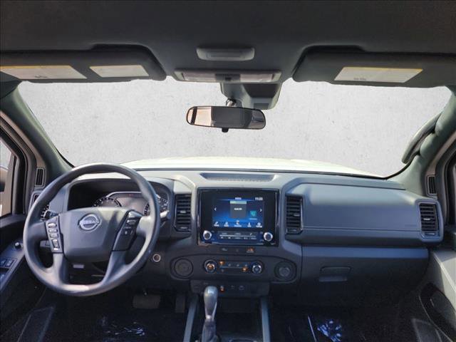 Used 2023 Nissan Frontier SV w/ Midnight Edition Package image 16