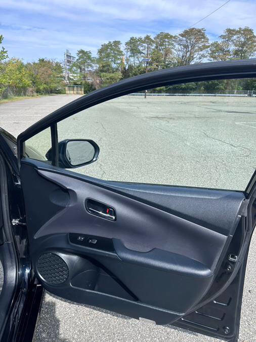 Used 2022 Toyota Prius Prime LE image 21