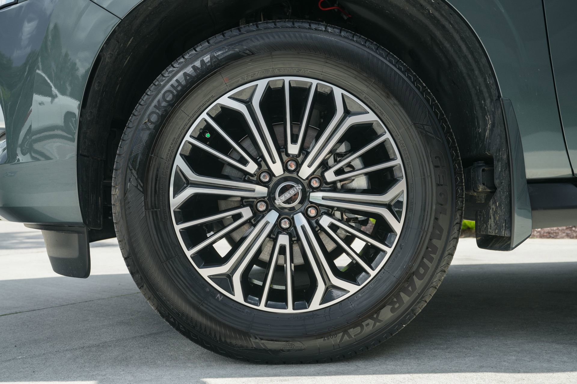 Used 2025 Nissan Armada Platinum image 30