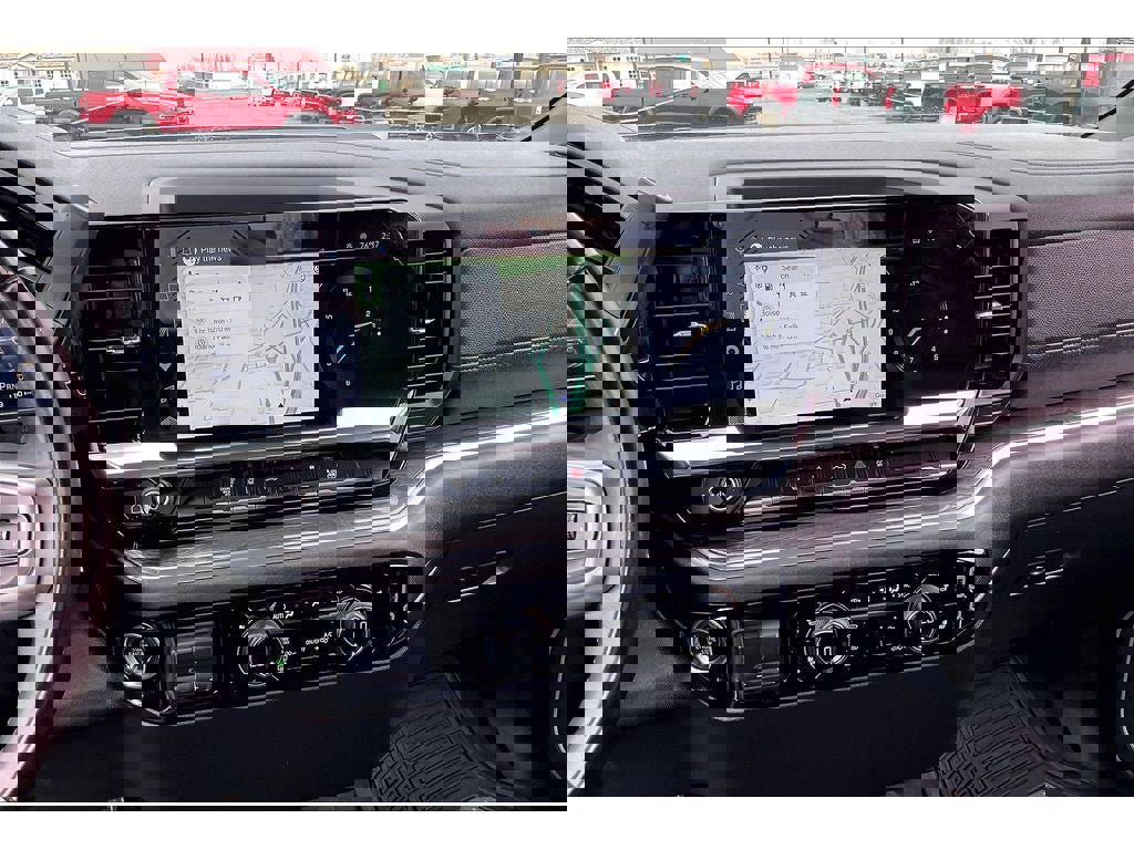 Used 2025 Chevrolet Silverado 3500 LTZ image 7