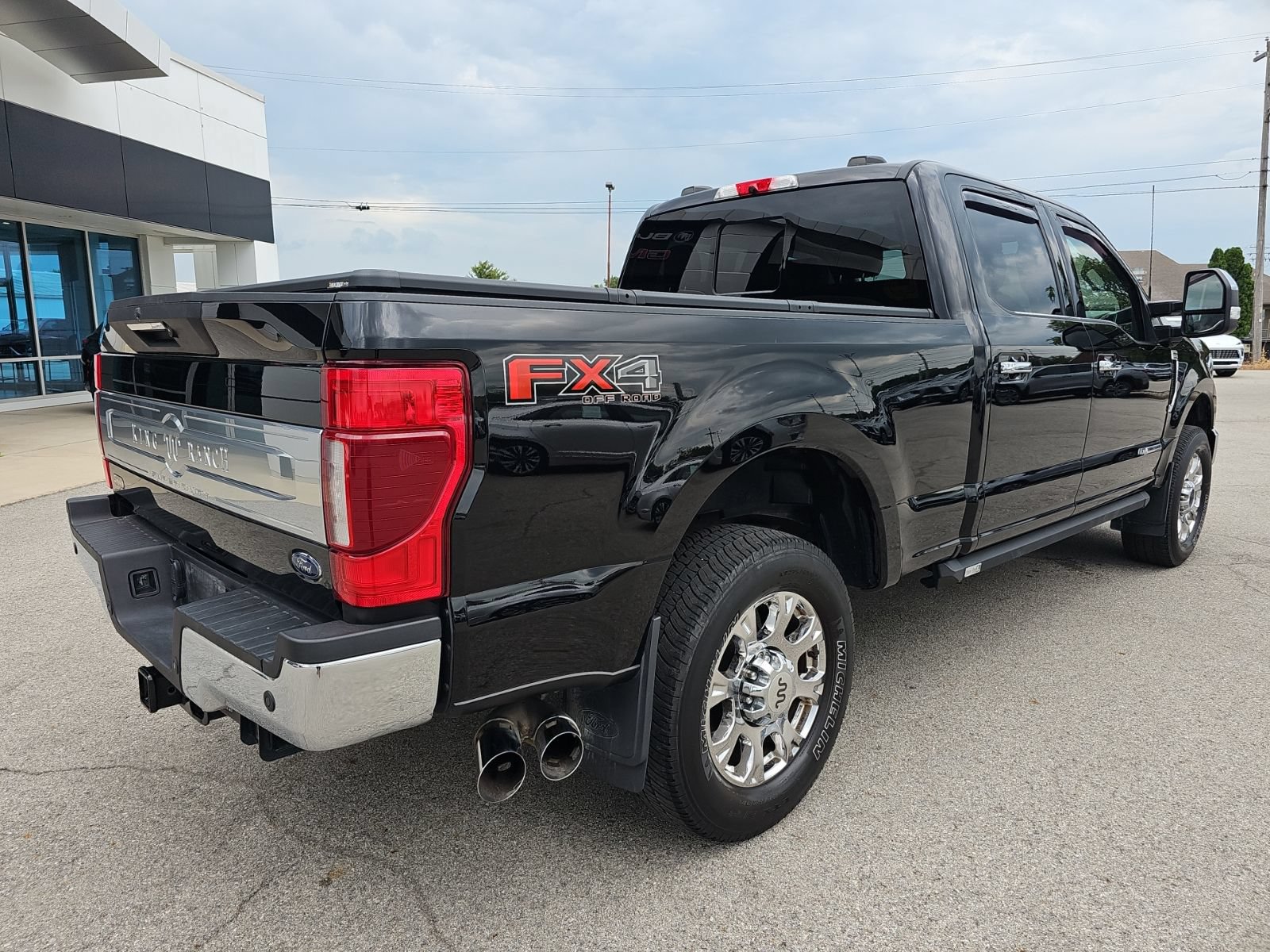 Used 2022 Ford F350 King Ranch w/ King Ranch Ultimate Package AWD/4WD image 7